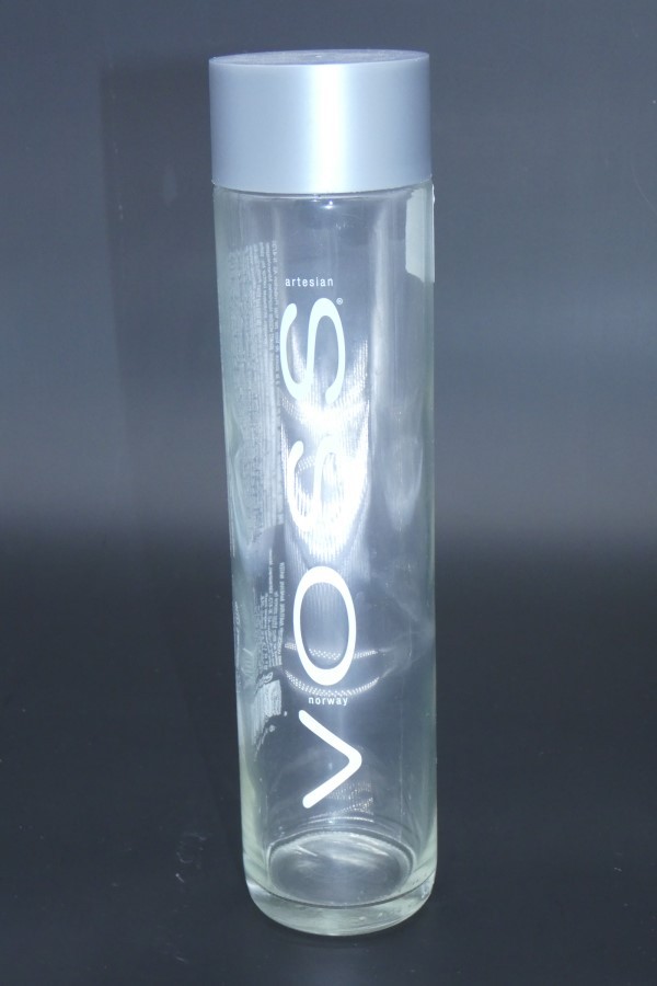 Bouteille Voss 1 Litre fermée