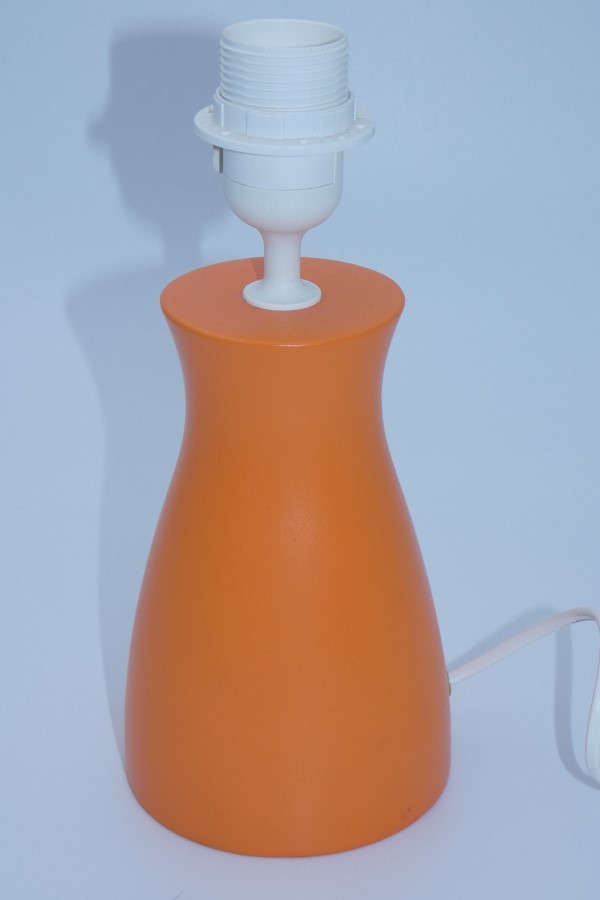 Lampe orange style vintage en céramique éteinte