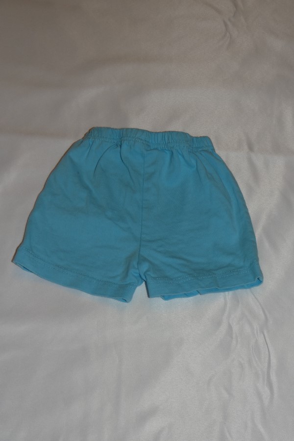 Short uni bleu derrière