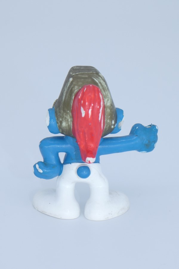 Image du Schtroumpf guerrier sans lance vu de dos