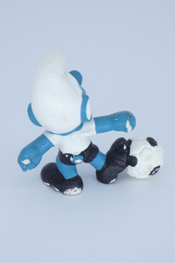 Image du Schtroumpf footballeur vu de dos