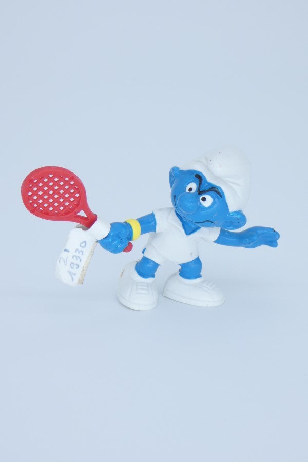 Image du Schtroumpf tennisman vu de face