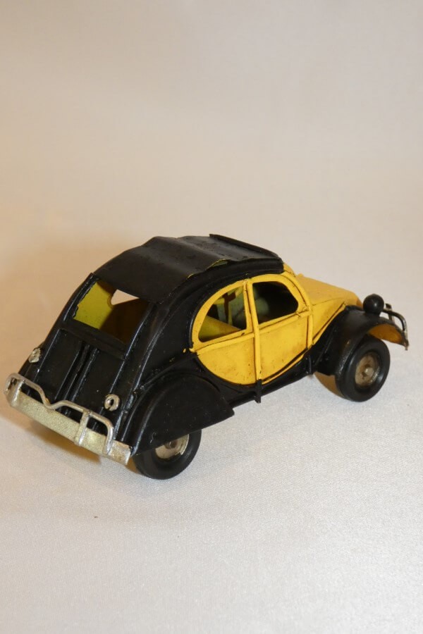 Citroën 2CV Charleston jaune et noire